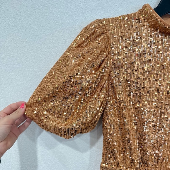 NWOT Camila Coelho Cassie Sequin Mini Dress Gold Women’s Size X-Small - Picture 3 of 15